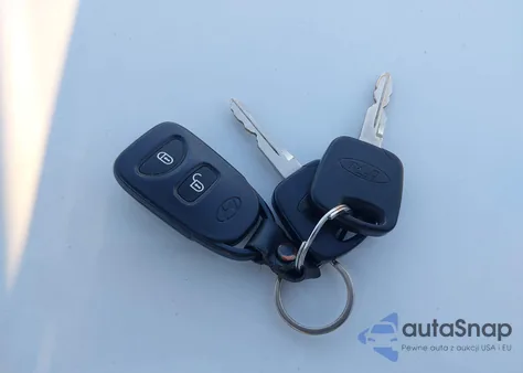 1999 Ford F-150 Lariat/Xl/Xlt z USA, uszkodzony, nr VIN 2FTRX18L8XCA96843